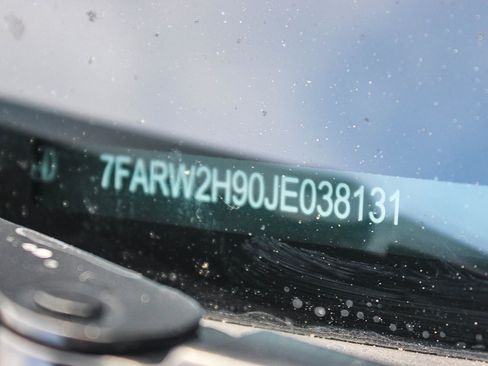 Used 2018 Honda CR-V Touring image 6