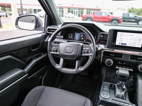 Certified 2024 Toyota Tacoma SR5 image 5