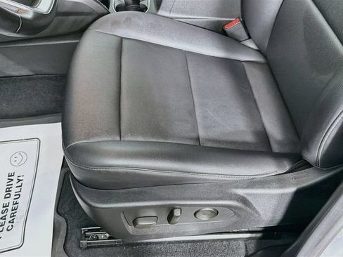 Used 2024 GMC Canyon Elevation w/ Convenience Package AWD/4WD image 19