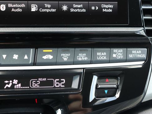 Used 2025 Honda Odyssey EX-L image 44