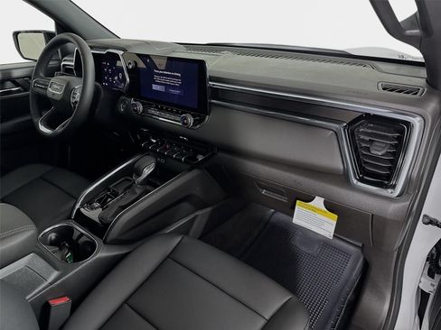 New 2026 GMC Canyon Elevation w/ Convenience Package RWD image 29