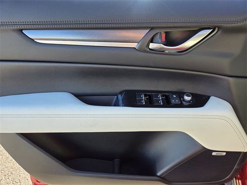 New 2025 MAZDA CX-5 AWD 2.5 S w/ Premium Plus Pkg image 10