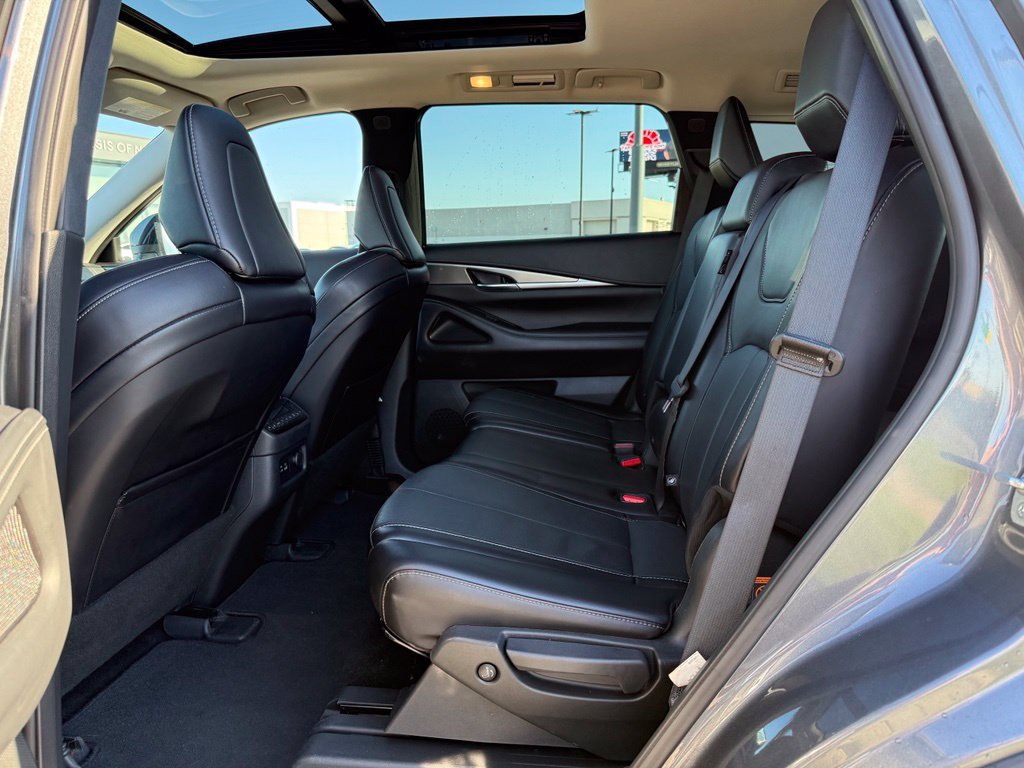 Used 2024 INFINITI QX60 Luxe AWD/4WD image 18