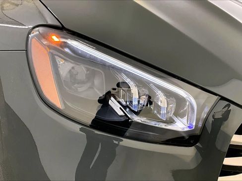 New 2026 Mercedes-Benz GLS 450 4MATIC image 16