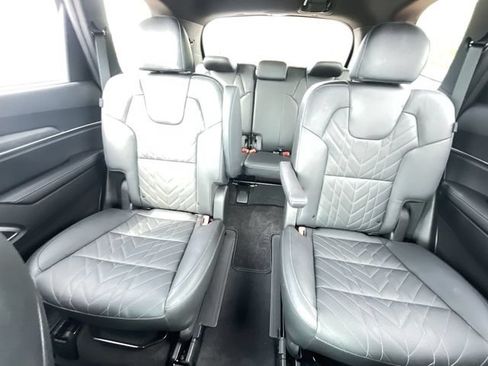 Used 2024 Kia Telluride EX X-Line AWD/4WD image 16