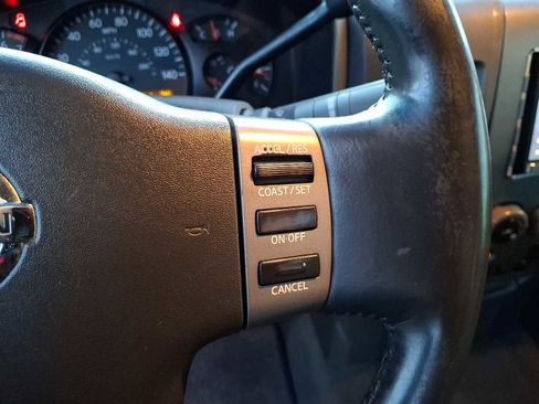 Used 2004 Nissan Titan SE w/ (Bed) Utility Bed Pkg image 21