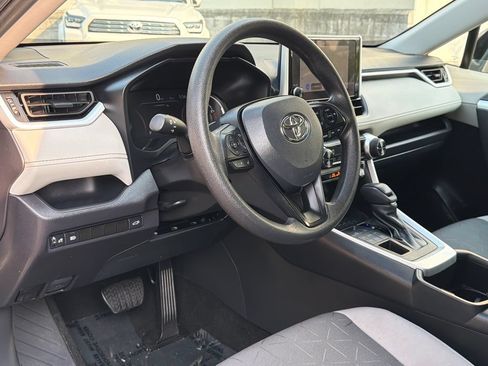 Used 2025 Toyota RAV4 XLE w/ Convenience Package AWD/4WD image 22