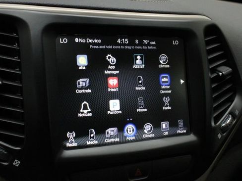 Used 2017 Jeep Cherokee Latitude w/ Comfort/Convenience Group image 28