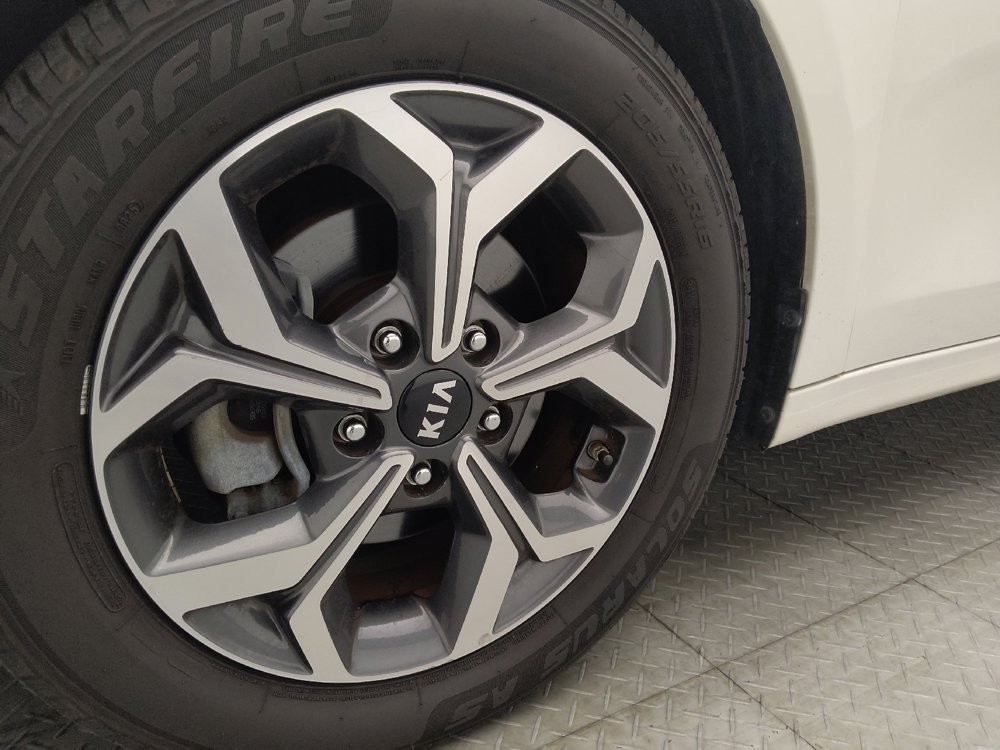 Used 2019 Kia Forte LXS FWD image 31