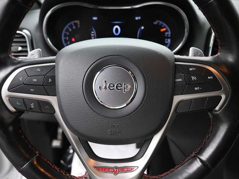Used 2020 Jeep Grand Cherokee Trailhawk AWD/4WD image 6
