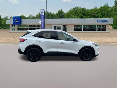 Used 2022 Ford Escape SE w/ Convenience Package AWD/4WD image 7
