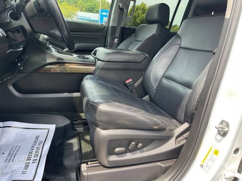 Used 2015 Chevrolet Suburban LT AWD/4WD image 7