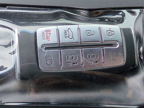 Used 2023 Genesis GV70 2.5T w/ Sport Prestige Package AWD/4WD image 37
