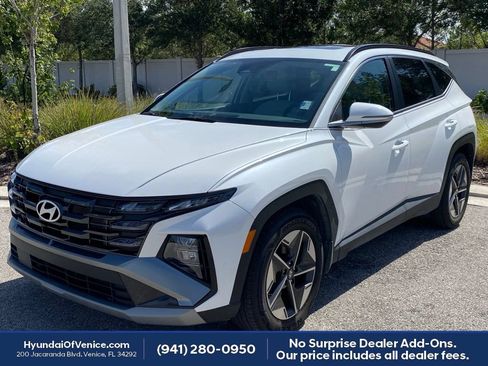 Certified 2025 Hyundai Tucson SEL FWD image 10