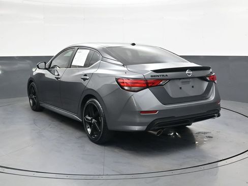 Used 2023 Nissan Sentra SR w/ Midnight Edition Package FWD image 5