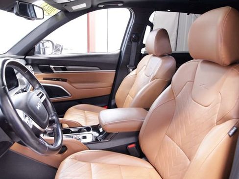 Used 2023 Kia Telluride EX X-Line image 13