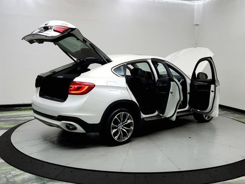 Used 2016 BMW X6 xDrive35i AWD/4WD image 11