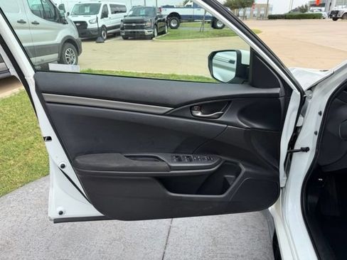 Used 2019 Honda Civic Sport image 8