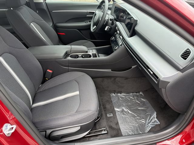 New 2026 Hyundai Sonata SEL FWD image 15