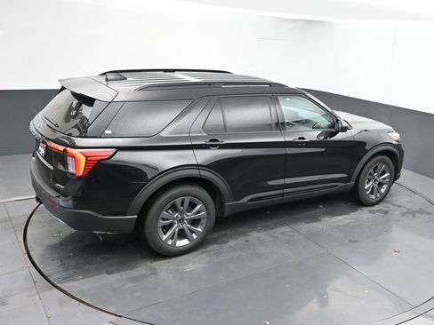 New 2026 Ford Explorer Active w/ Active Comfort Package AWD/4WD image 36