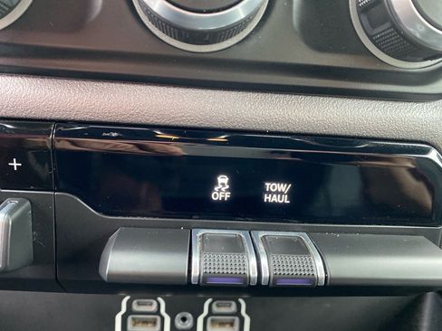 Used 2020 RAM 1500 Big Horn image 14