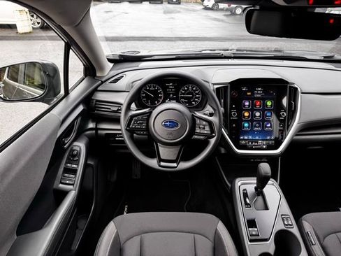 Used 2025 Subaru Crosstrek 2.0i Premium image 2