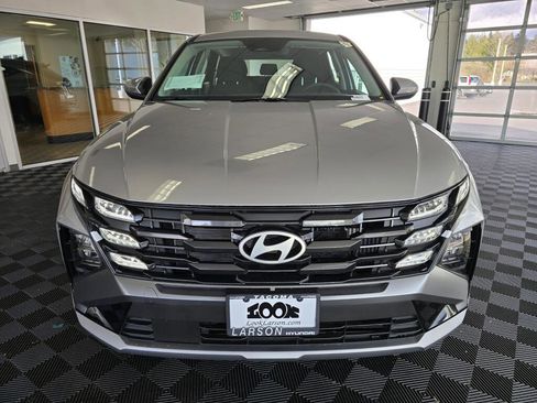 New 2026 Hyundai Tucson Blue SE w/ Tow & Go Package AWD/4WD image 8