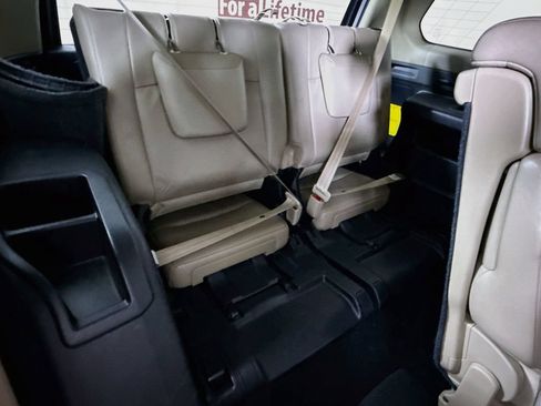 Used 2015 Toyota 4Runner Limited AWD/4WD image 29