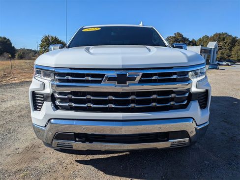 Used 2022 Chevrolet Silverado 1500 LTZ w/ LTZ Convenience Package II image 8