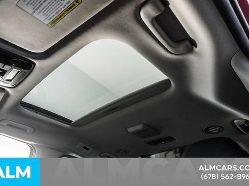 Used 2022 Kia Carnival SX Prestige image 59