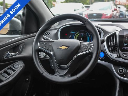 Used 2017 Chevrolet Volt LT w/ Comfort Package image 19