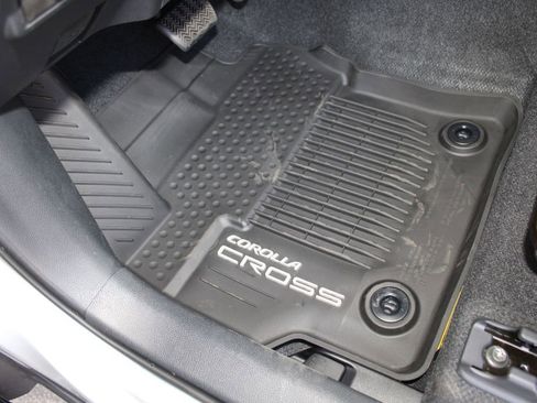 New 2026 Toyota Corolla Cross LE AWD/4WD image 19