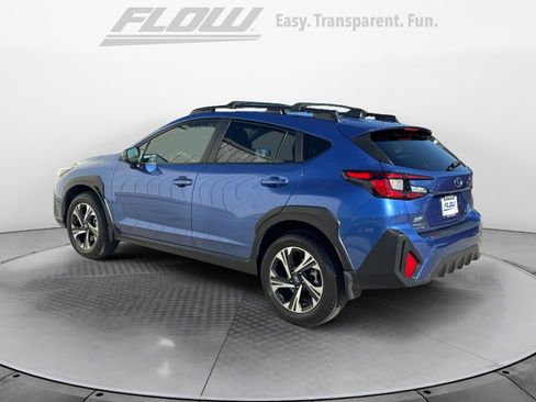 Used 2025 Subaru Crosstrek 2.0i Premium image 6
