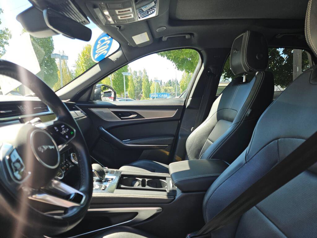 Used 2025 Jaguar F-PACE R-Dynamic S AWD/4WD image 59