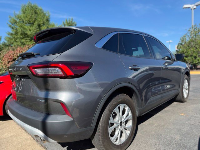 Used 2023 Ford Escape Active AWD/4WD image 4
