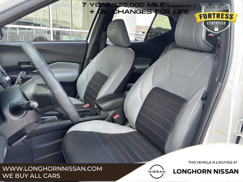 Used 2024 Nissan Kicks SR w/ SR Premium Package FWD image 22