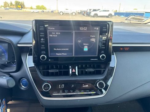 Used 2022 Toyota Corolla LE FWD image 14