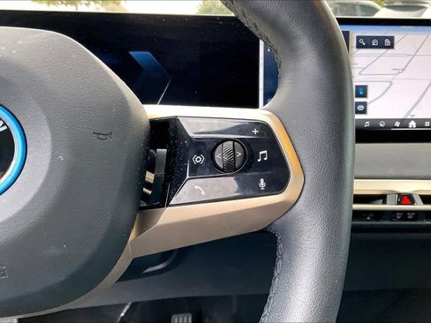 Used 2024 BMW iX xDrive50 image 20