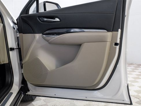 Used 2023 Cadillac XT4 Luxury image 46