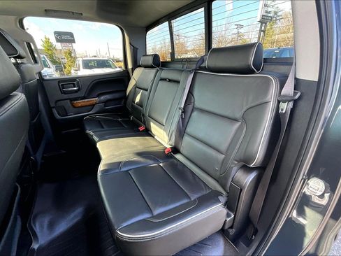 Used 2017 Chevrolet Silverado 1500 High Country image 21