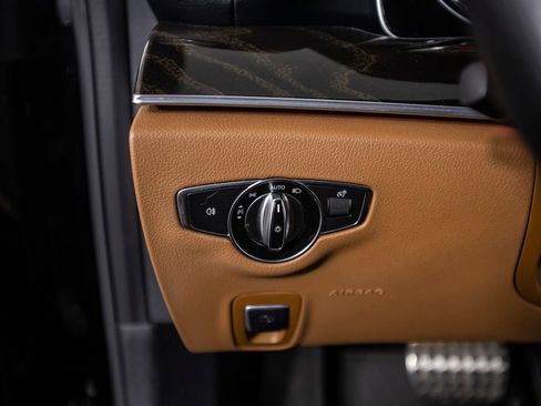 Used 2018 Mercedes-Benz E 400 Coupe image 33