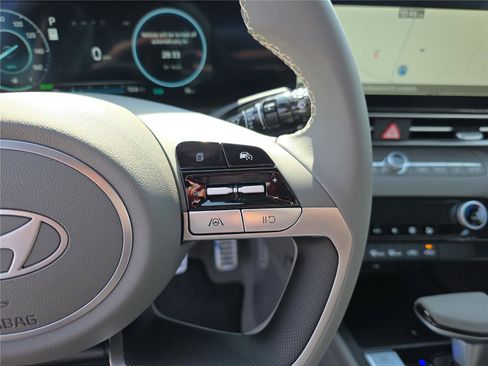 New 2026 Hyundai Elantra Sport image 18