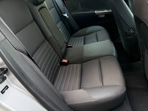 Used 2009 Volvo S40 2.4i FWD image 16
