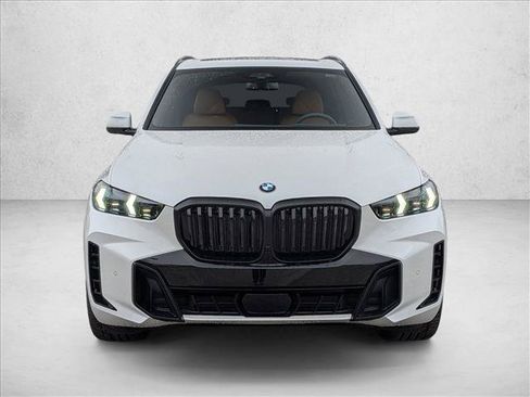 New 2026 BMW X5 xDrive40i w/ M Sport Package AWD/4WD image 6