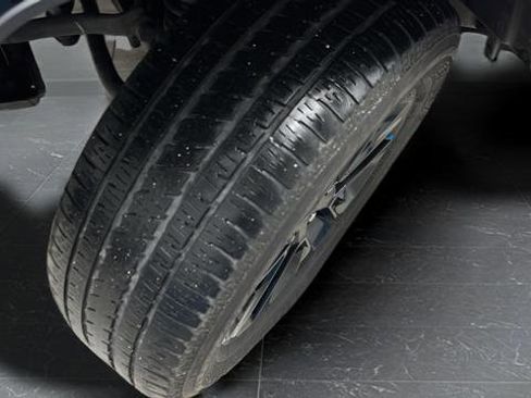 Used 2023 Jeep Gladiator Overland image 35