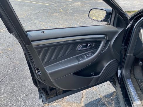 Used 2018 Ford Taurus SHO w/ Sho Performance Package image 11