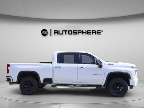 Used 2020 Chevrolet Silverado 2500 LTZ w/ LTZ Plus Package image 11