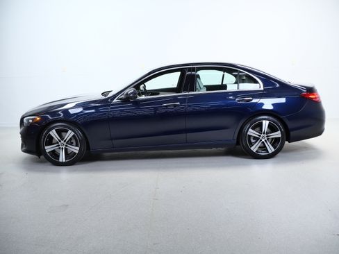 Certified 2022 Mercedes-Benz C 300 4MATIC Sedan image 10