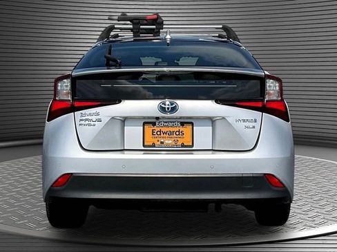 Used 2020 Toyota Prius XLE AWD/4WD image 5
