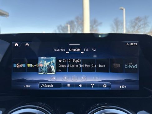 Used 2025 Mercedes-Benz GLB 250 4MATIC image 20